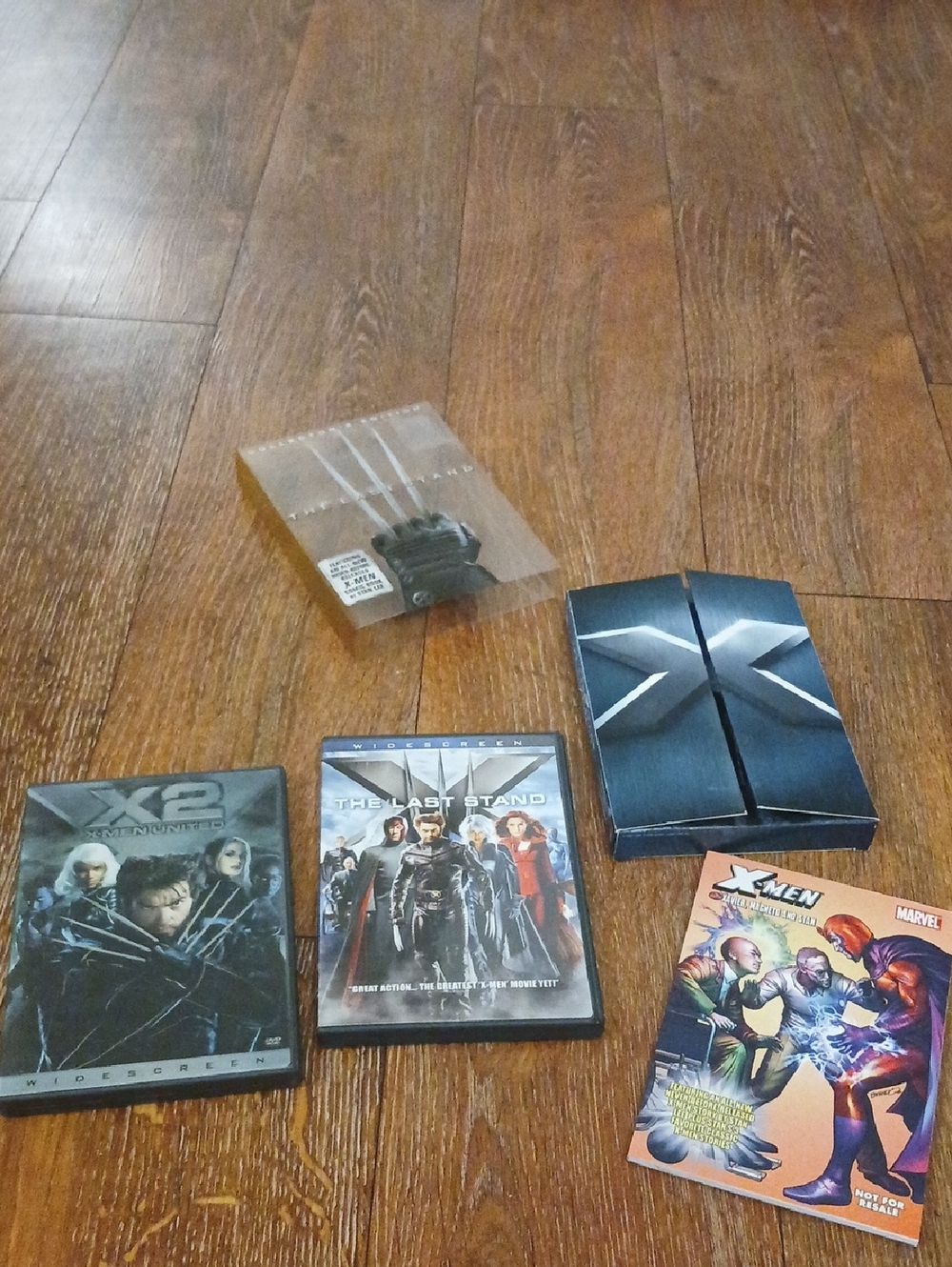 X-Men DVD Bundle with Comic Book Booklet - Black & Silver Packaging